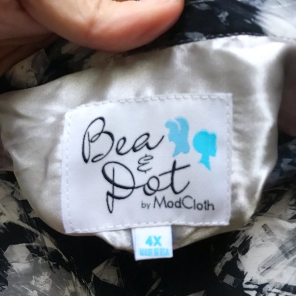 Bea & Dot Modcloth black Ikebana Circle Skirt 4X - Picture 2 of 4